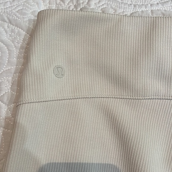 Brushed Softstreme Ribbed Zip Flared Pant 32.5" in
White Opal, size 14, NWT - Picture 11 of 16